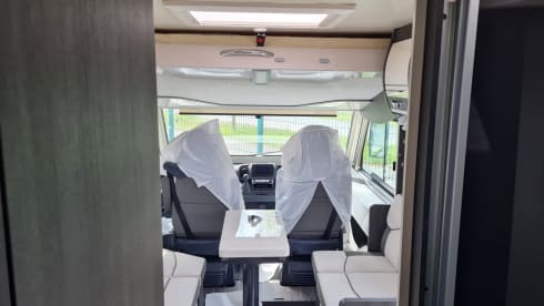 Wunderschönes Integrietes Vollausgestattetes Wohnmobil zu vermieten