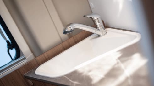 Tiree – Elddis Autoquest GTV 563 (modello 2027) a 2 posti letto