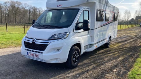 4p LMC semi-integrated uit 2023