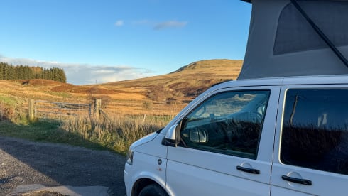 Dolly the Campervan – Dolly the Campervan – Compact Adventure VW Near Glasgow