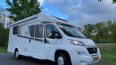 4p Carado semi-integrated from 2019