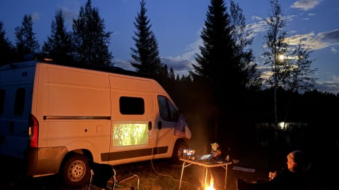 Sol – The Mediterranean off-grid camper