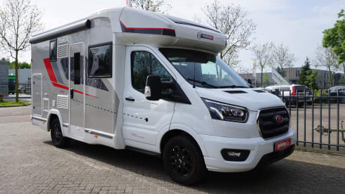 ENZO – Nice Challenger for 4 people