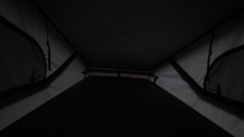 Luna – 4 berth Volkswagen campervan from 2013