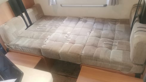 Mac – 6 berth Swift alcove from 2010