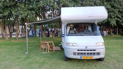 Hummer 2  – Nice Hymer camper for new adventures.