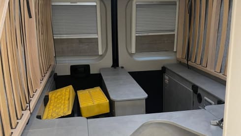 2p Dethleffs bus from 2024