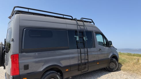 Rude Jude – 2 berth Mercedes-Benz campervan from 2019