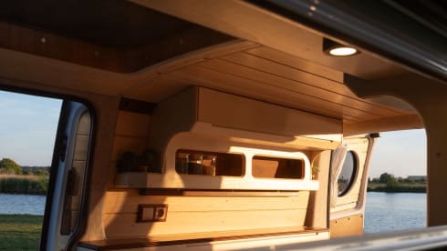 The Vancrafters – 2p Volkswagen campervan The Vancrafters Interior