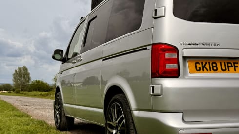 ZIGGY – 2018 Volkswagen Camper 