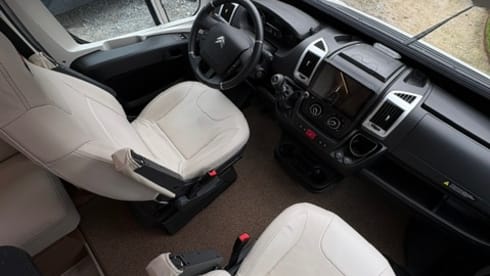 PILOTE - 2 P - >7m - lots of space