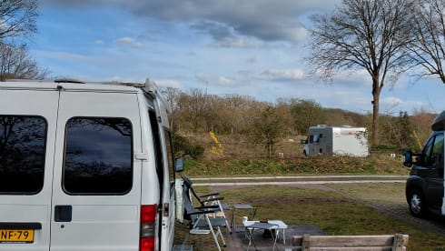 2-person Peugeot campervan from 1997