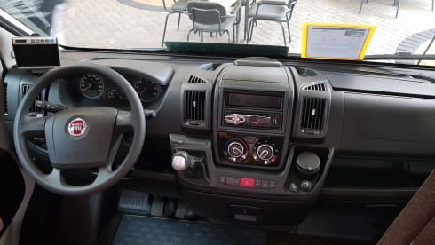 Sunlight T67 – Carefree and Super Luxury camper for 2-4 people