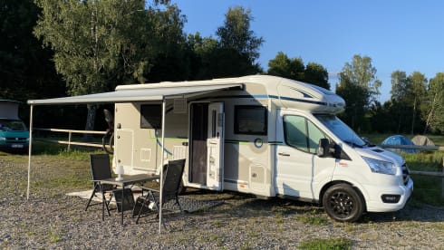 Luxe gezinscamper – Chausson 720 Titanium Premium Nordic Edition