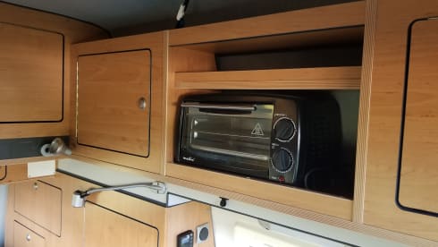 Sunny!  – Luxury VW T5 Camper
