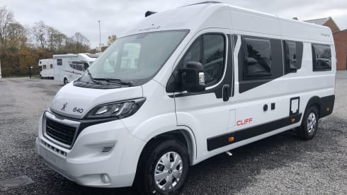Peugeot – Camper van 6.4