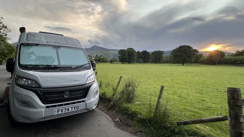 Etrusco  – Etrusco Campervan Double Bed 