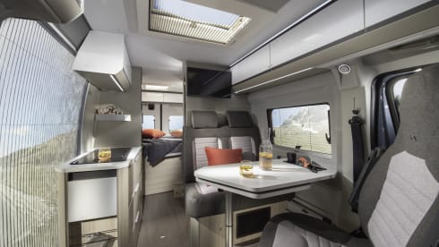 2p Adria Twin bus from 2023 - Free transfer from/to the airport