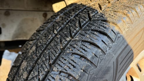 Omgebouwde (2025) offgrid bus