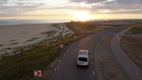 El Maestro – El Maestro ready for adventure