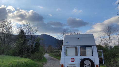 Nando – Avventura in camper d'epoca