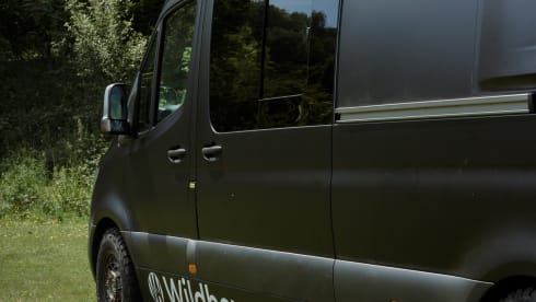 Avandra  – Avandra – All-Season Adventure Campervan 🚐✨