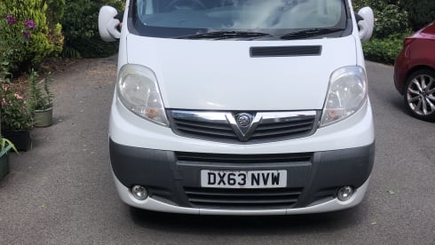 Sheila – 2 berth stealth off grid camper in Dorset 