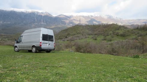 Nomadje – 2p Ford bus uit 2010