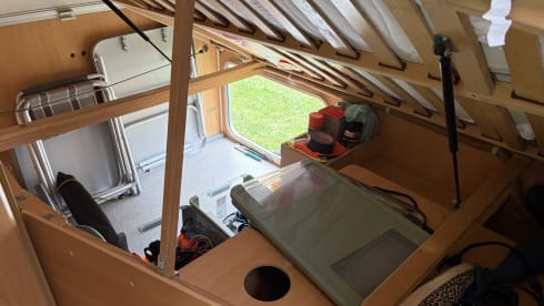 Neat, reliable, and compact 4-seater semi-integrated motorhome from 2002