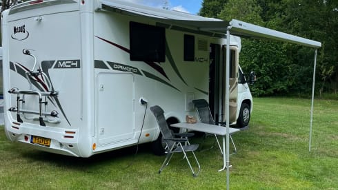 4p Queen bed, lifting bed 2019