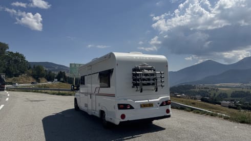 Bailey Bus – 6 berth Bailey Advanced II 2019 - Insurance Included