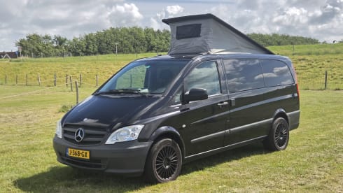 Blacky – Mercedes- Benz Vito Camper 5-Pers. "Blacky" | Automaat & Airco | Euro 5