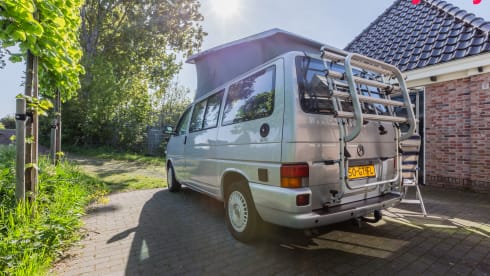 Classic 4p Volkswagen T4 California Westfalia from 2002