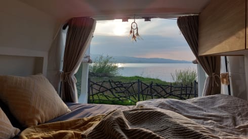 Buscampr – New, off-grid, complete and comfortable 'Buscampr' for 2 people
