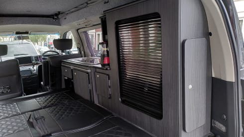 Nessie – Nissan Elgrand - Sleeps 2 - Brand new conversion