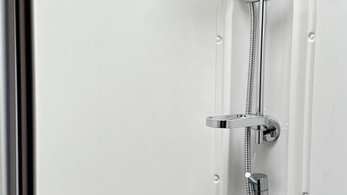 Volledig off-grid reizen met onze comfortabel uitgeruste 2p camper