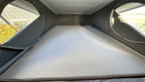 The MAD Van – Pop-up 4p Bürstner campervan uit 2023