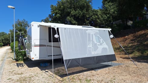 Heerlijk onderweg  – 4p Challenger semi-integrated from 2017