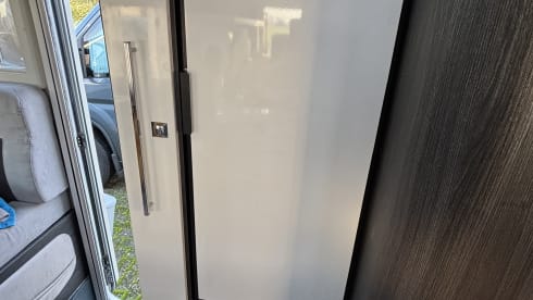 5p Benimar semi-integrated uit 2017