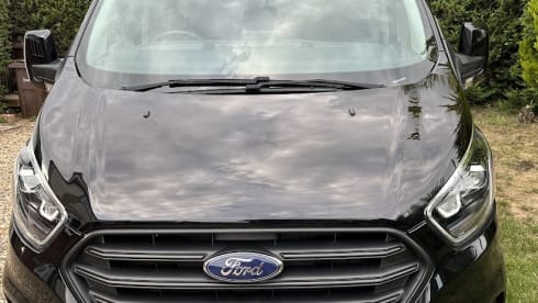 Daffy – 4 berth Ford Nugget Plus campervan from 2022