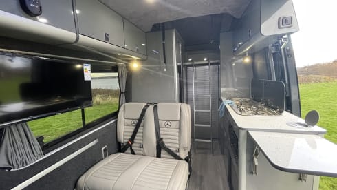 The Machine – Mercedes sprinter 
