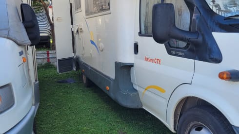 CI-TRULLO – 7-seater camper for families or groups