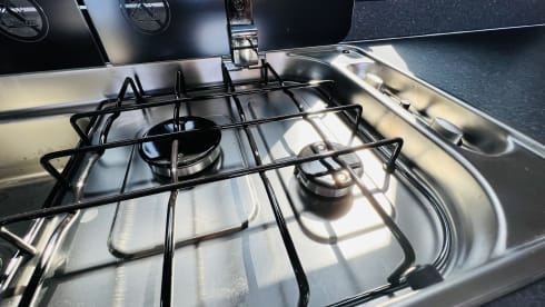 Barney – 'LUXURY' Volkswagen T6.1 Campervan 