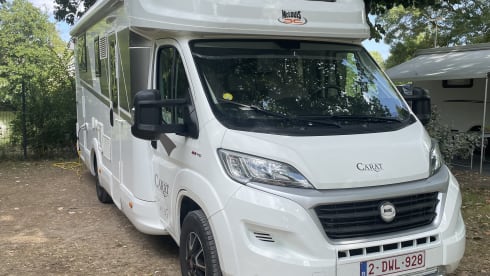 Mc Louis Carat – McLouis Carat 5pers. Semi-integrated from 2020