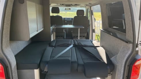 4p Volkswagen bus uit 2018
