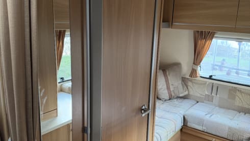 Betsy – 6-Bett-Alkoven Fiat von 2009