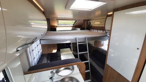 Ella – Weinsberg 650 MF - 4 Kojen 