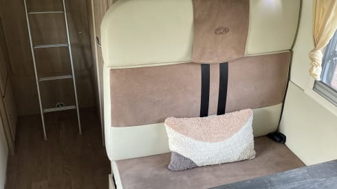 6p Citroën alcove from 2018