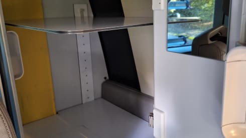 Gijs – 4p Volkswagen campervan from 2010