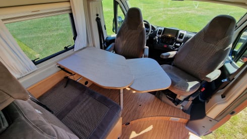 Pössl – Citroen Jumper bus camper 2021!